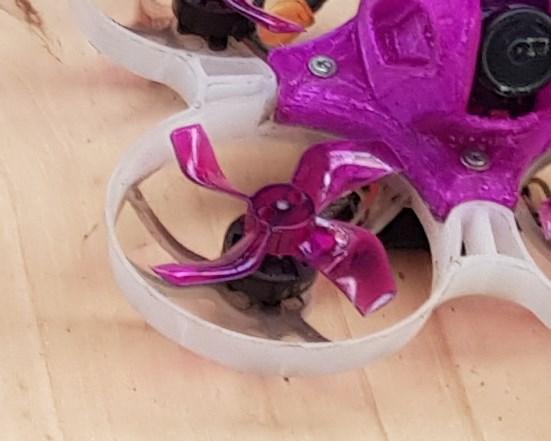 2019-03-19 13_22_11-meilleurs-hélices-tinywhoop-best-props-betafpv-75x-85x-gemfan-tbs.jpg (4032×2268.jpg