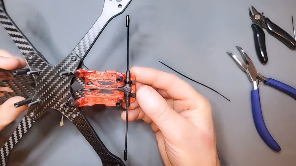 support antenne RX70.jpg